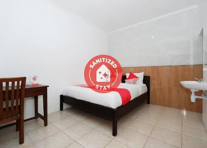 Super Oyo 2803 Orchid House Hotel Surakarta 
